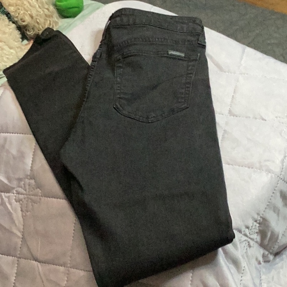 JOE’S JEANS size 29 lightly faded black  Style SKINNY  with stretch